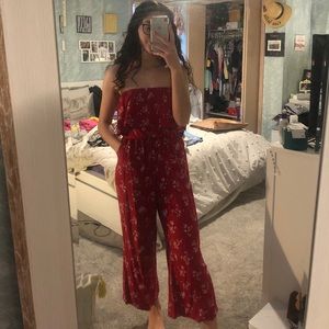 hollister strapless jumpsuit with pockets !